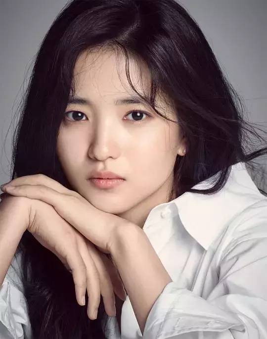 韩国实力女演员的温馨日常风采