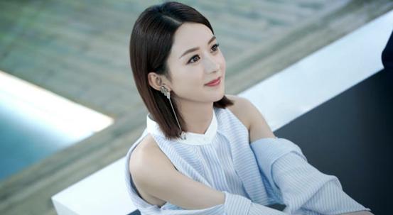 倾城时光，照亮都市角落的浪漫爱恋